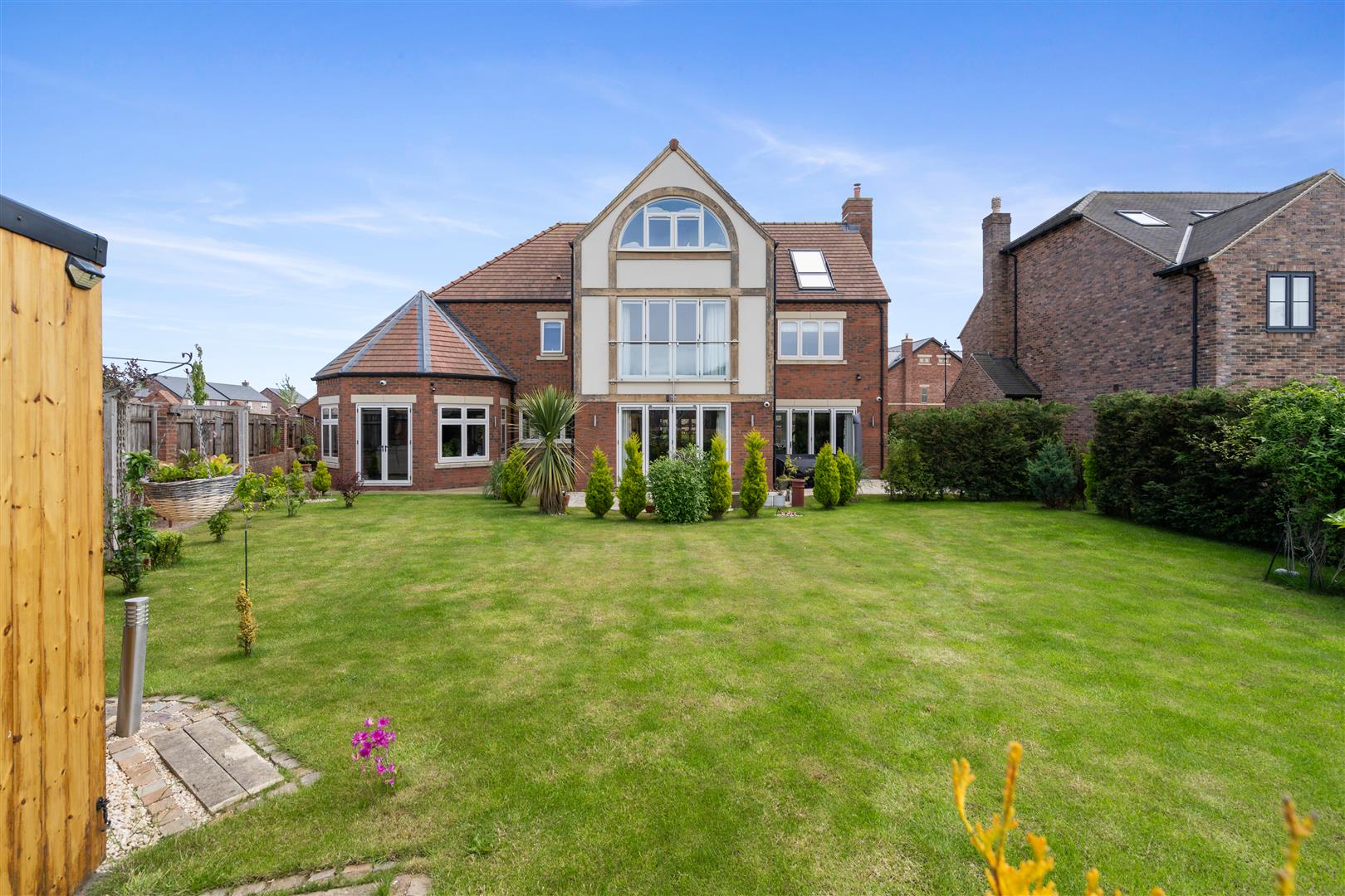 South/West Facing Rear Garden